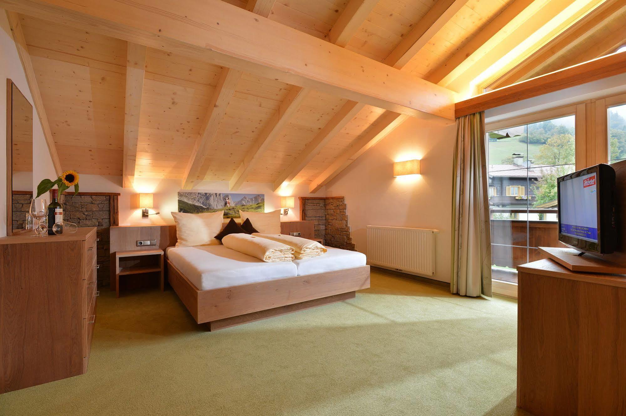 Hotel Reitlwirt Brixen im Thale Extérieur photo