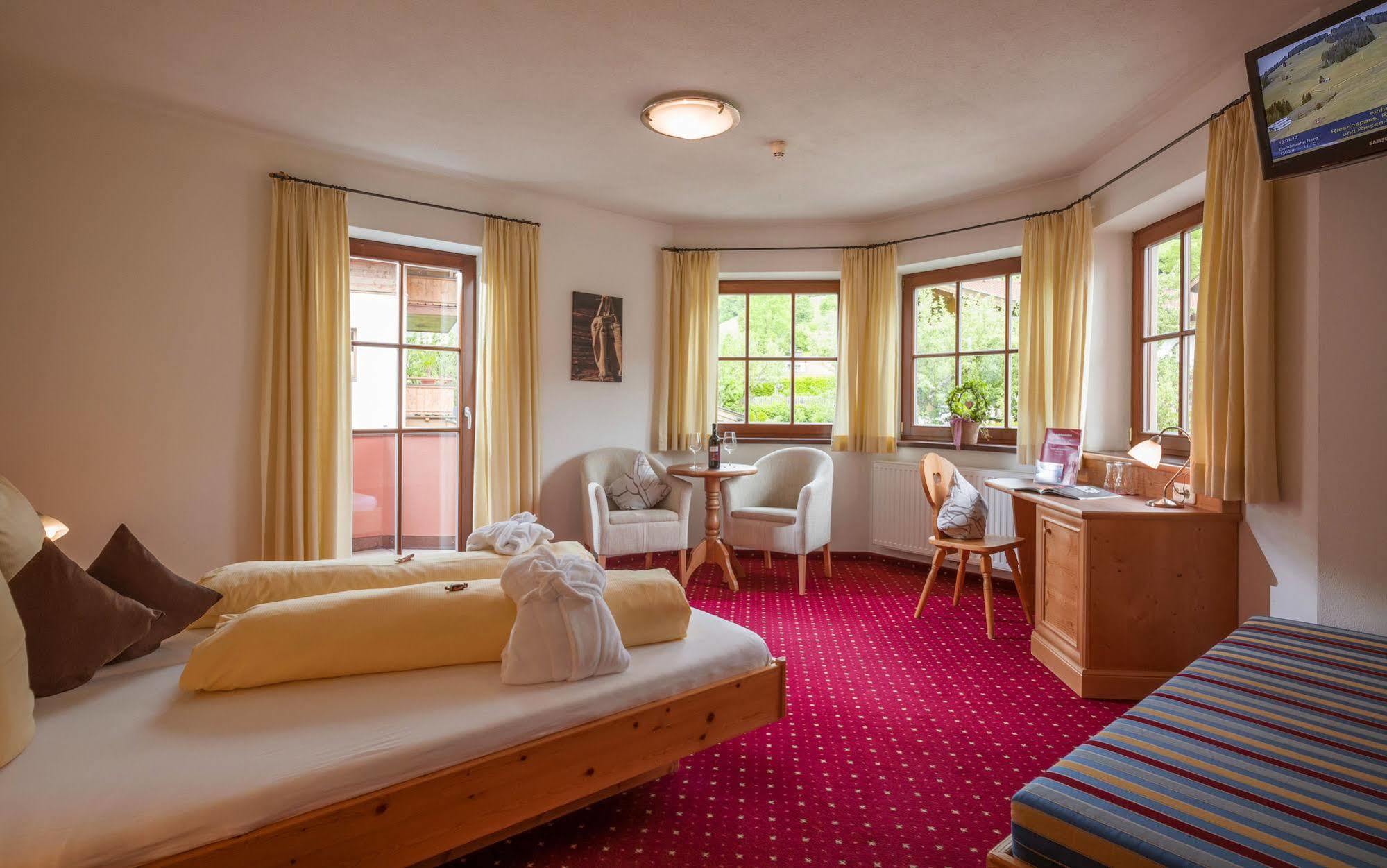Hotel Reitlwirt Brixen im Thale Extérieur photo